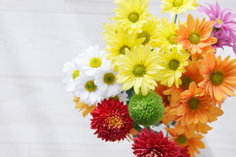 勤労感謝の日に贈る花束におすすめの花材